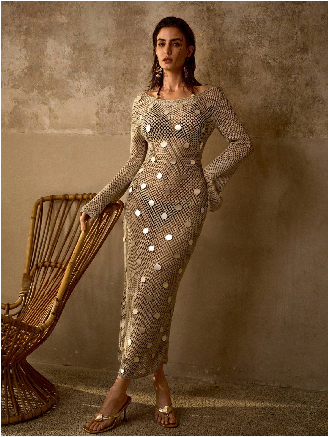 Rochie Maxi „Desert Moon” – Plasă Nude cu Paiete Maxi